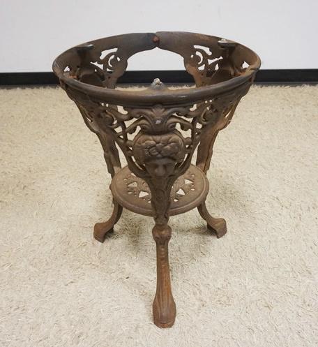 ORNATE CAST METAL TABLE BASE (1 of 2)