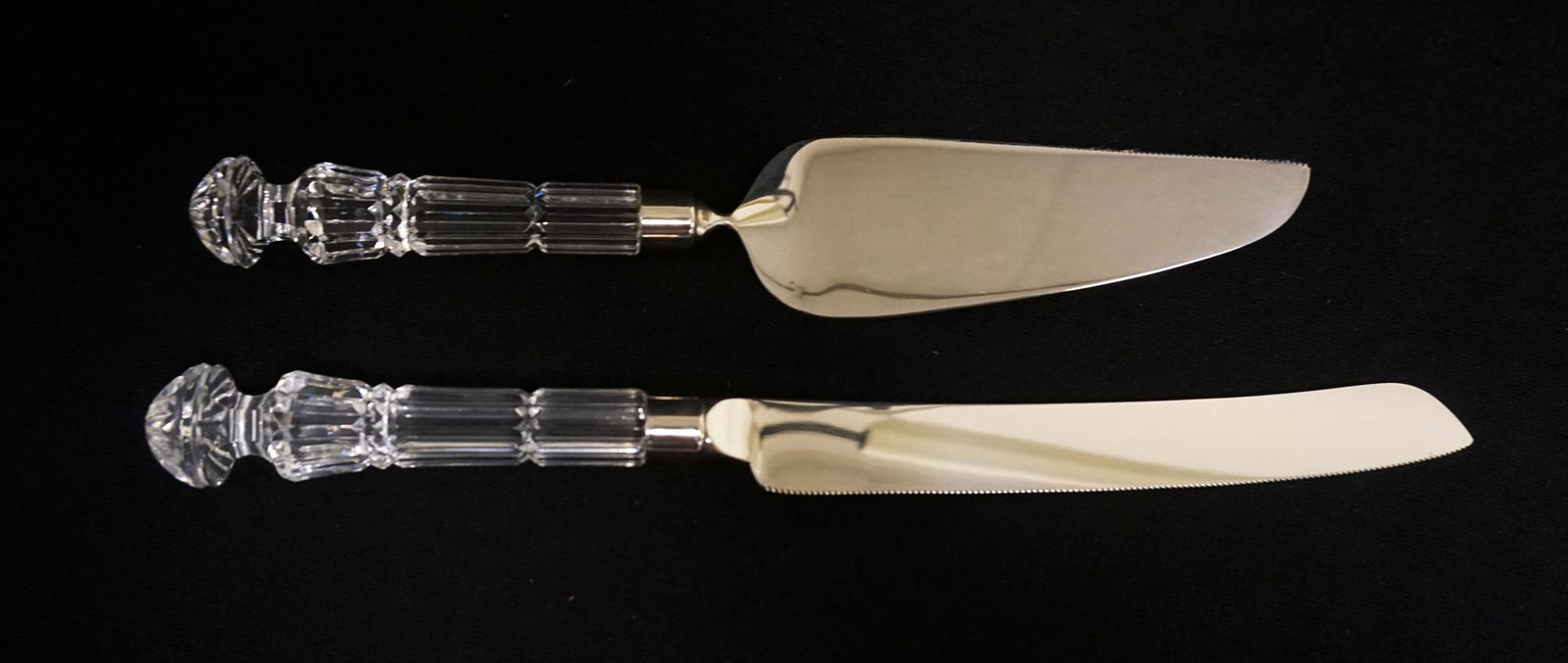 WATERFORD LEAD CRYSTAL CAKE KNIFE & SERVER (1 of 2)