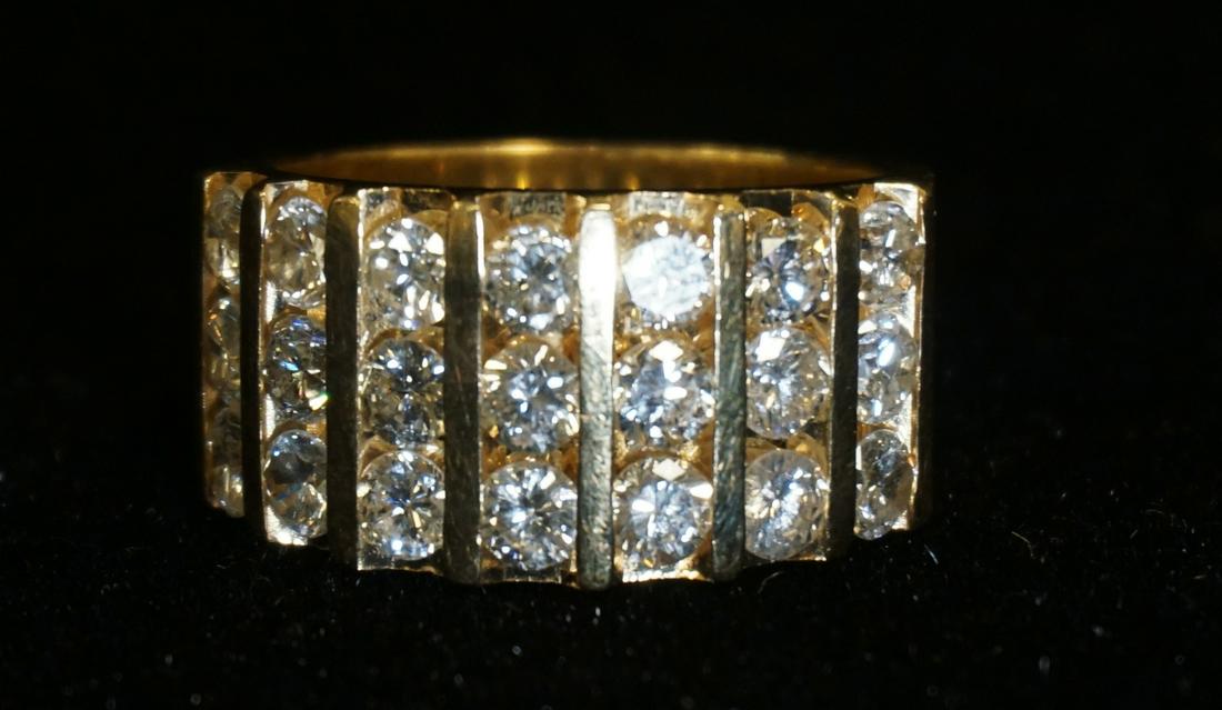 GORGEOUS 14KT YELLOW GOLD & DIAMOND RING (1 of 3)