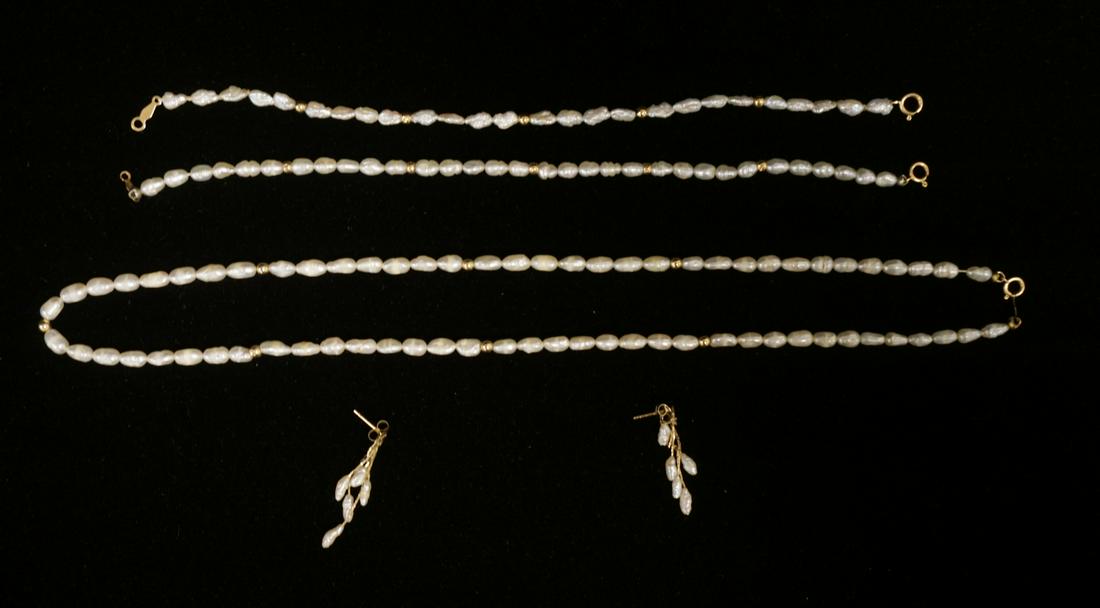 PEARL NECKLACE, 2 BRACELETS & EARRING SETS (1 of 2)