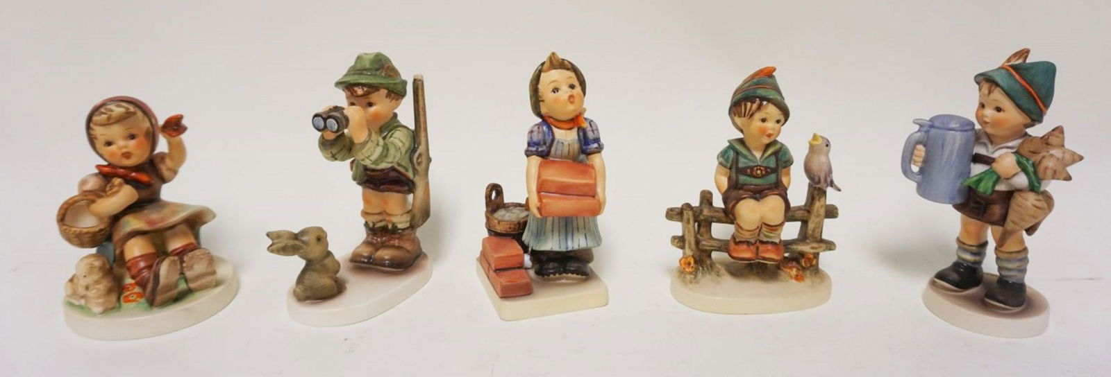 5 GOEBEL HUMMEL FIGURINES (1 of 4)