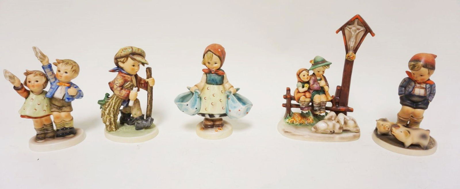 5 GOEBEL HUMMEL FIGURINES (1 of 5)