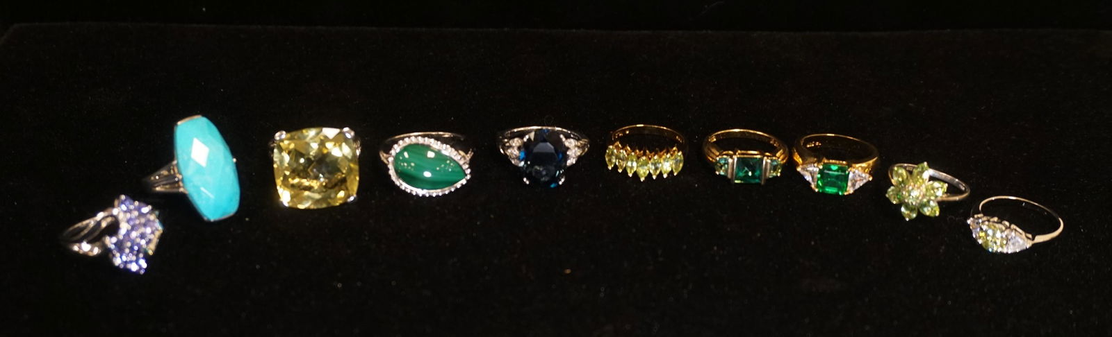 10 STERLING SILVER RINGS (1 of 4)