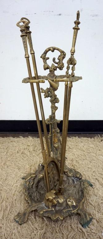 ORNATE BRASS FIREPLACE TOOL SET (1 of 5)
