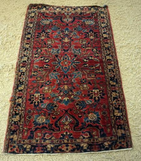 ORIENTAL THROW RUG (1 of 4)