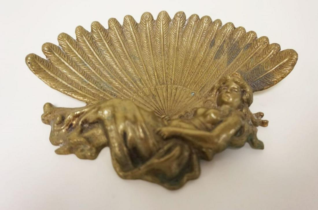 VICTORIAN BRASS TRAY FOR CALLING CARDS: VICTORIAN BRASS TRAY FOR CALLING CARDS, WOMAN ON LARGE OPEN FAN, APPROXIMATELY 5 IN X 6 1/2 IN