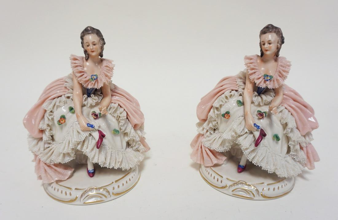 PAIR OF CAPODIMONTE LACE DRESS FIGURES: PAIR OF CAPODIMONTE LACE DRESS FIGURES OF WOMEN