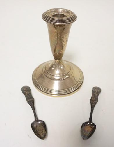 STERLING WEIGHTED CANDLESTICKS AND SPOONS: STERLING WEIGHTED 5 1/2 IN CANDLESTICKS AND 2 SILVER SPOONS