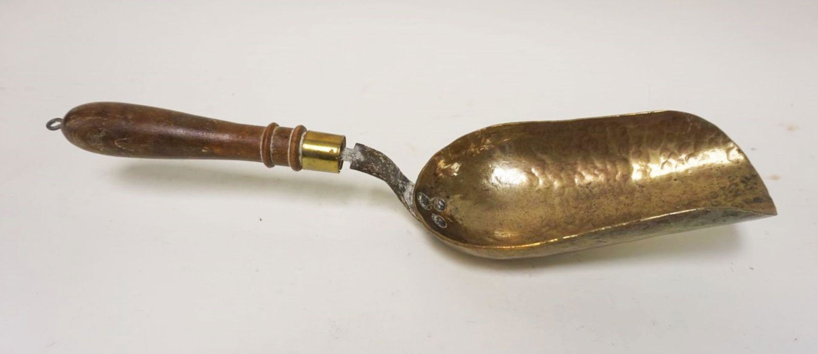 LARGE ANTIQUE HAND MADE BRASS & IRON SCOOP (1 of 3)