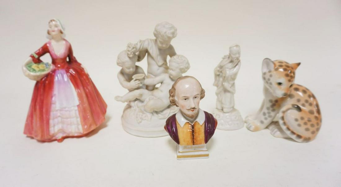 GROUP OF SMALL FIGURINES (1 of 2)