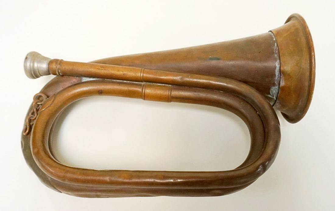 ANTIQUE MILITARY BUGLE (1 of 3)