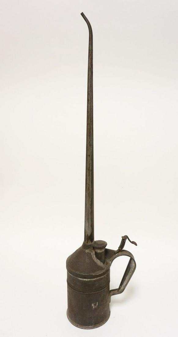 LEHIGH VALLEY RAILROAD OIL CAN (1 of 3)