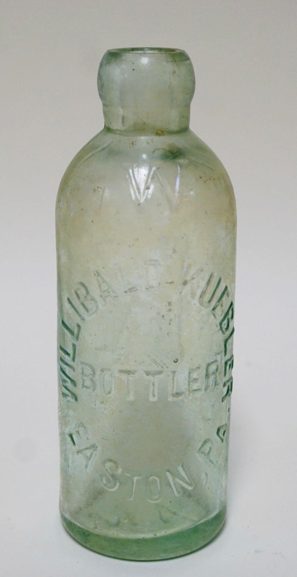 ANTIQUE BEER BOTTLE WILLIBALD KUEBLER: ANTIQUE BEER BOTTLE WILLIBALD KUEBLER, EASTON PA, APPROXIMATELY 7 IN HIGH