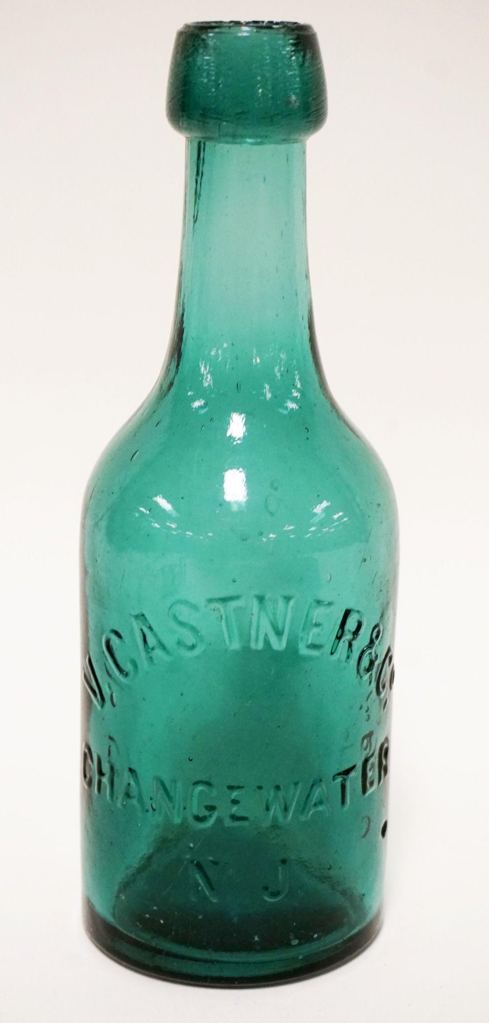 ANTIQUE BEER BOTTLE V CASTNER (1 of 5)