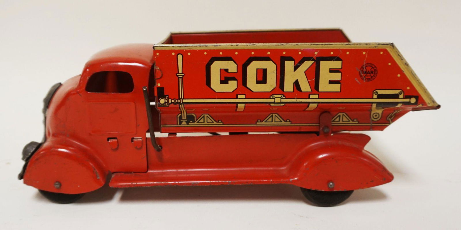 MARX TOY TIN DUMP TRUCK (1 of 6)