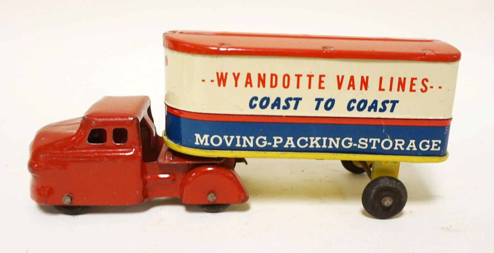 TIN WYANDOTTE TOY VAN LINES TRUCK (1 of 4)