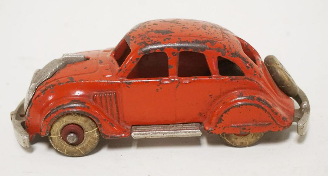 ANTIQUE CAST IRON TOY HUBLEY CAR (1 of 5)