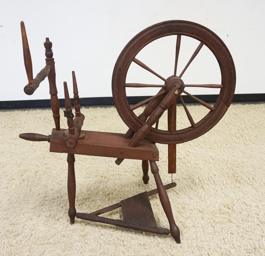 ANTIQUE SPINNING WHEEL: ANTIQUE SPINNING WHEEL, APPROXIMATELY 37 IN HIGH