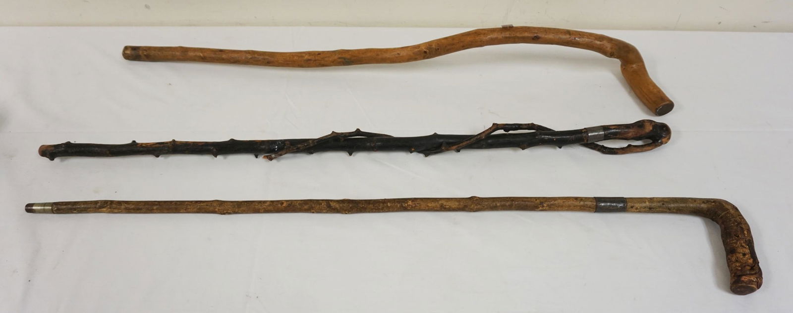 GROUP OF 3 ANITQUE RUSTIC CANES: GROUP OF 3 ANITQUE RUSTIC CANES & WALKING SITCK