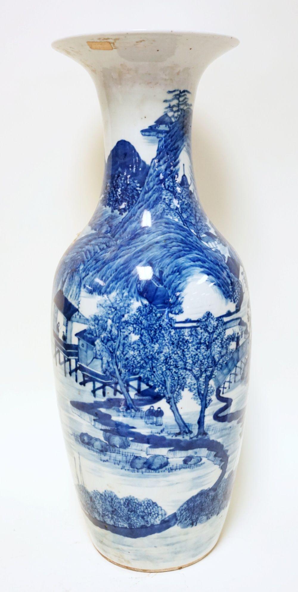 LARGE BLUE & WHITE VASE (1 of 8)