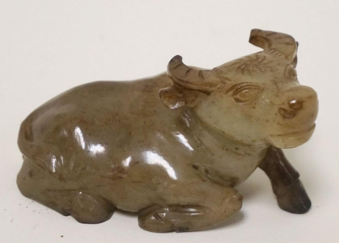JADE CARVED OX (1 of 2)