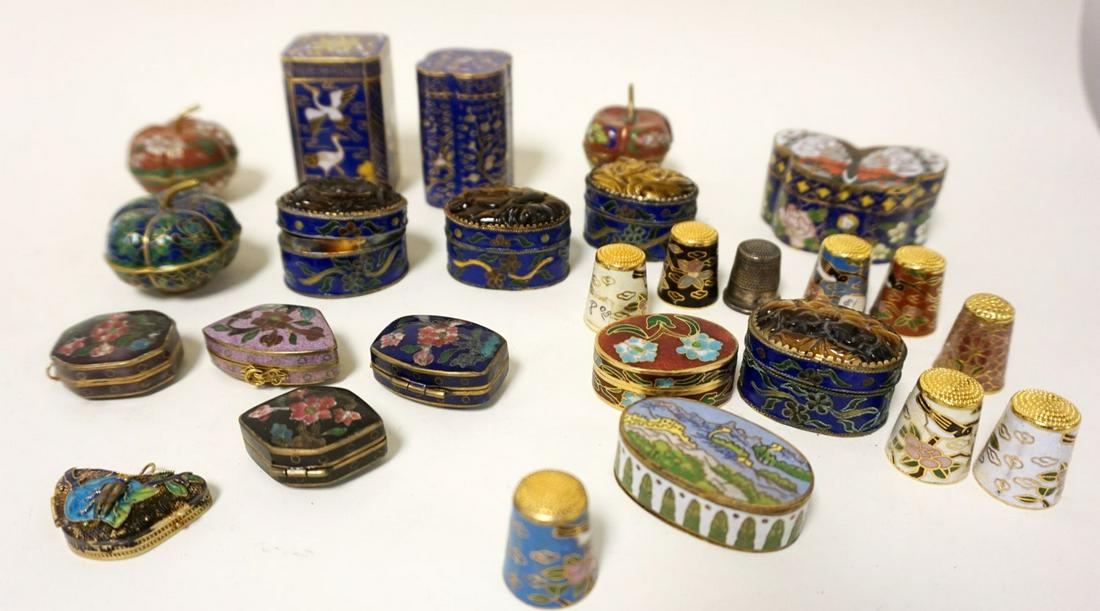 LOT OF ASSORTED CLOISONNE COVERED BOXES & THIMBLES (1 of 4)