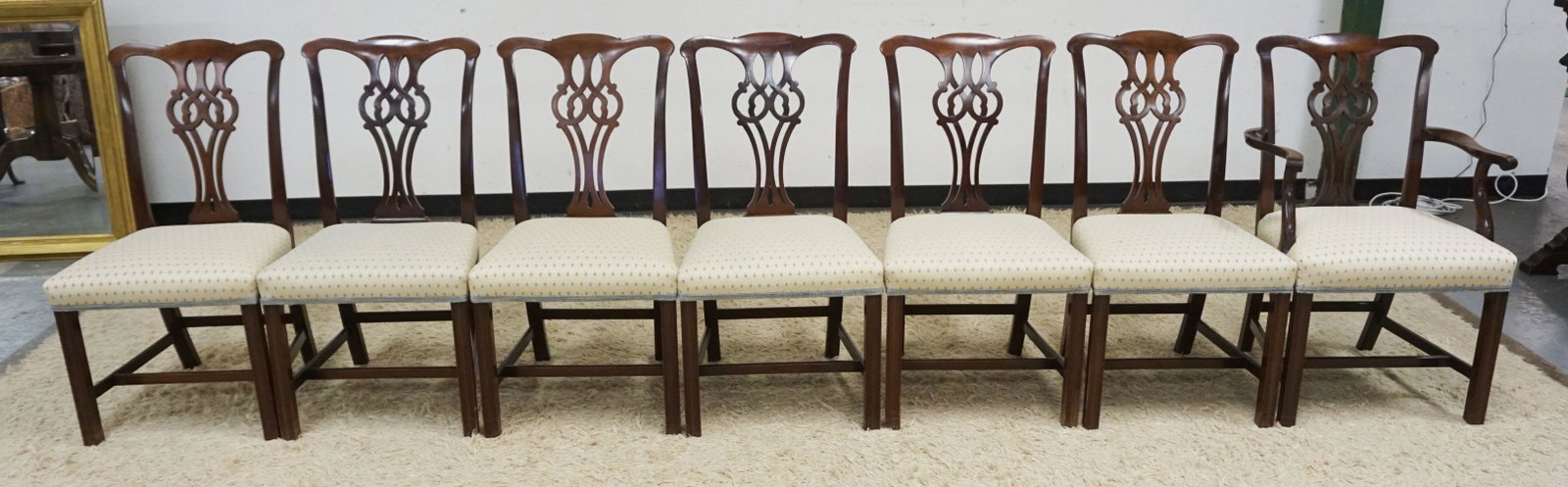 7 MAHOGANY CHIPPENDALE STYLE CHAIRS: 7 MAHOGANY CHIPPENDALE STYLE CHAIRS, 6 SIDE, ONE ARM