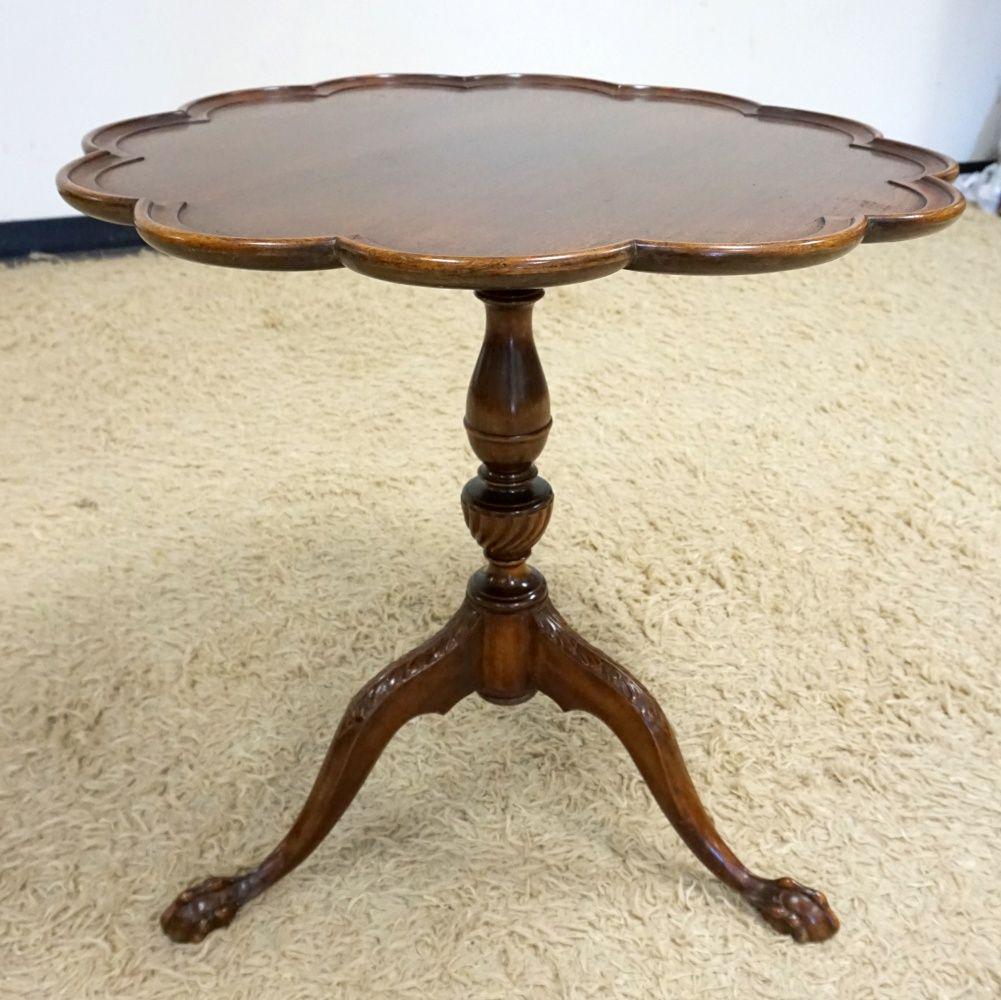 MAHOGANY PIE CRUST TABLE (1 of 3)