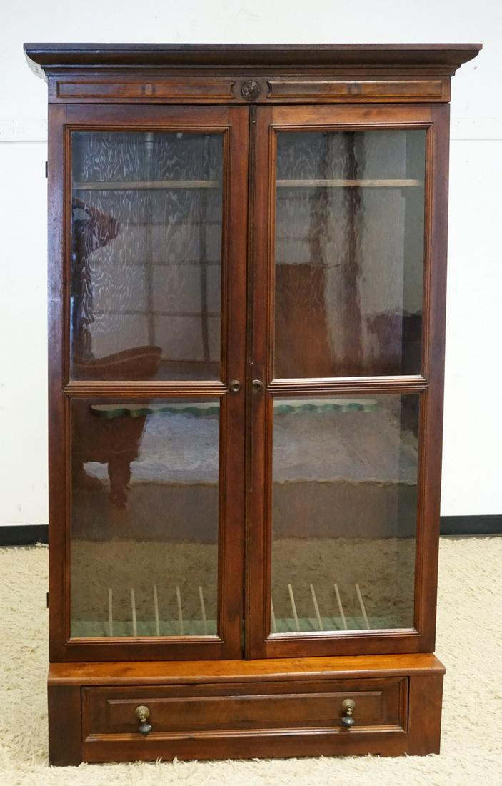 VICTORIAN 2 DOOR STEP BACK CABINET (1 of 2)