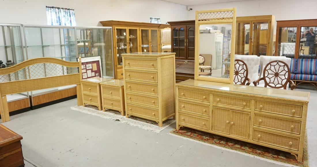 RATTAN BEDROOM SET 5 PIECES (1 of 4)