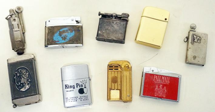 LOT OF VINTAGE LIGHTERS & MATCH SAFES: LOT OF VINTAGE LIGHTERS AND MATCH SAFES