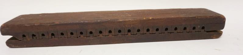 ANTIQUE CIGAR MOLD (1 of 2)