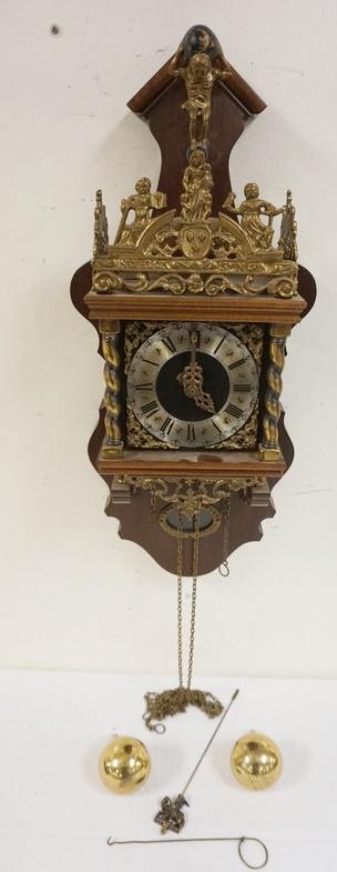 CONTINENTAL WALL CLOCK (1 of 2)