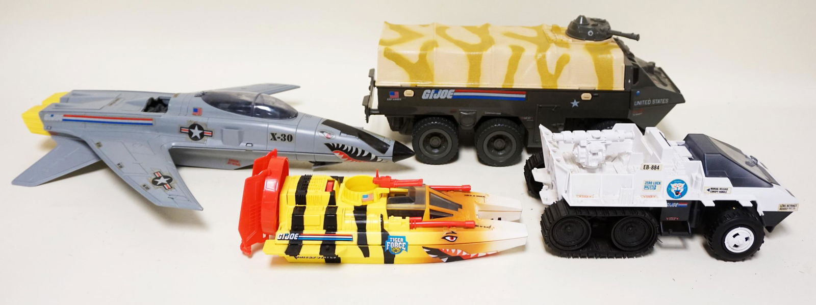 LOT OF HASBRO GI JOE VINTAGE TOYS (1 of 14)