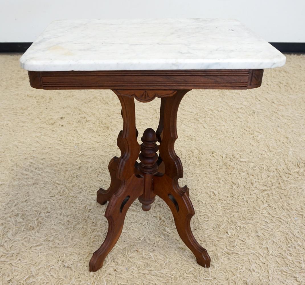VICTORIAN WALNUT MARBLE TOP TABLE: VICTORIAN WALNUT MARBLE TOP TABLE, APPROXIMATELY 24 IN X 18 IN X 28 IN HIGH
