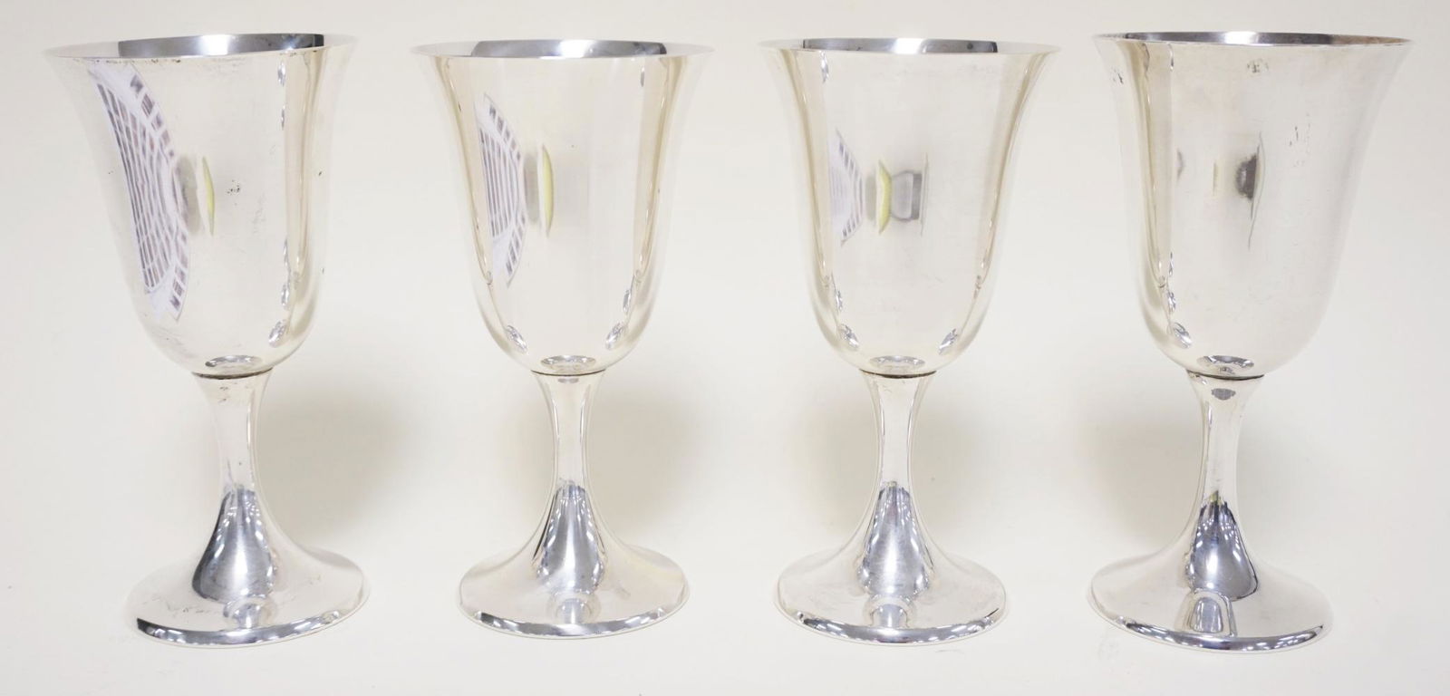 GORHAM STERLING 4-6 3/4 IN GOBLETS: GORHAM STERLING 4-6 3/4 IN GOBLETS, 18.2 OZT