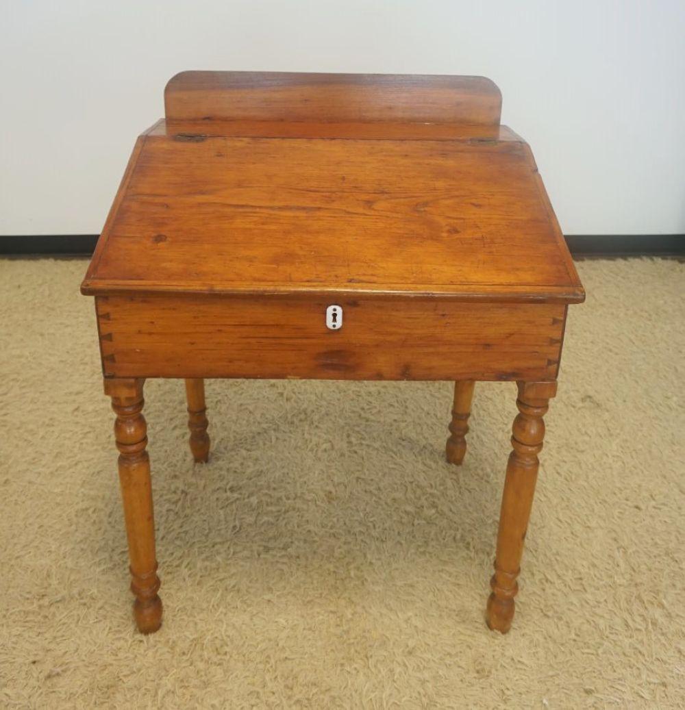 ANTIQUE PINE SLANT TOP COUNTRY STORE CLERKS DESK (1 of 4)