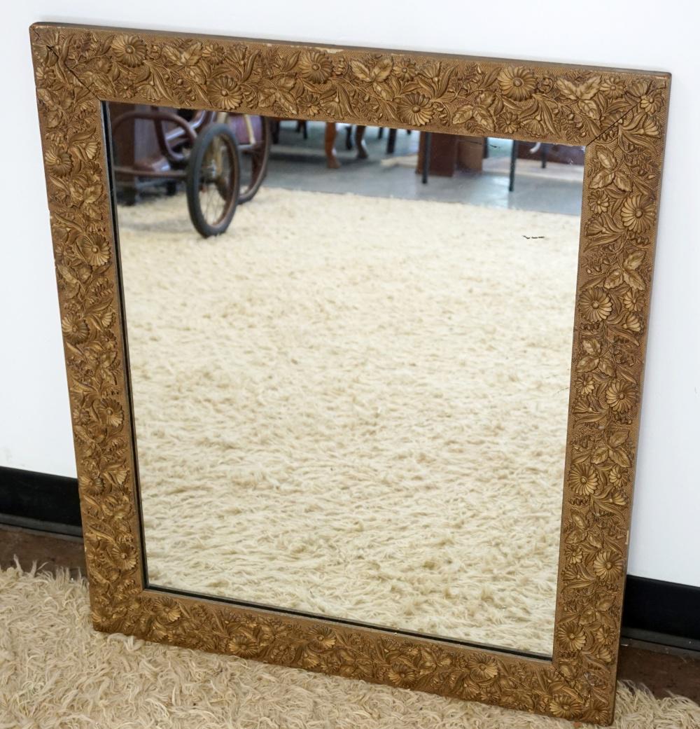 MIRROR IN VICTORIAN GILT GESSO FRAME (1 of 2)