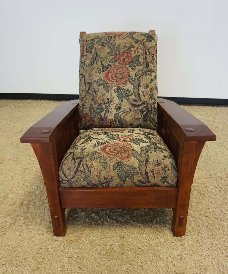 STICKLEY SOLID CHERRY MORRIS CHAIR (1 of 4)
