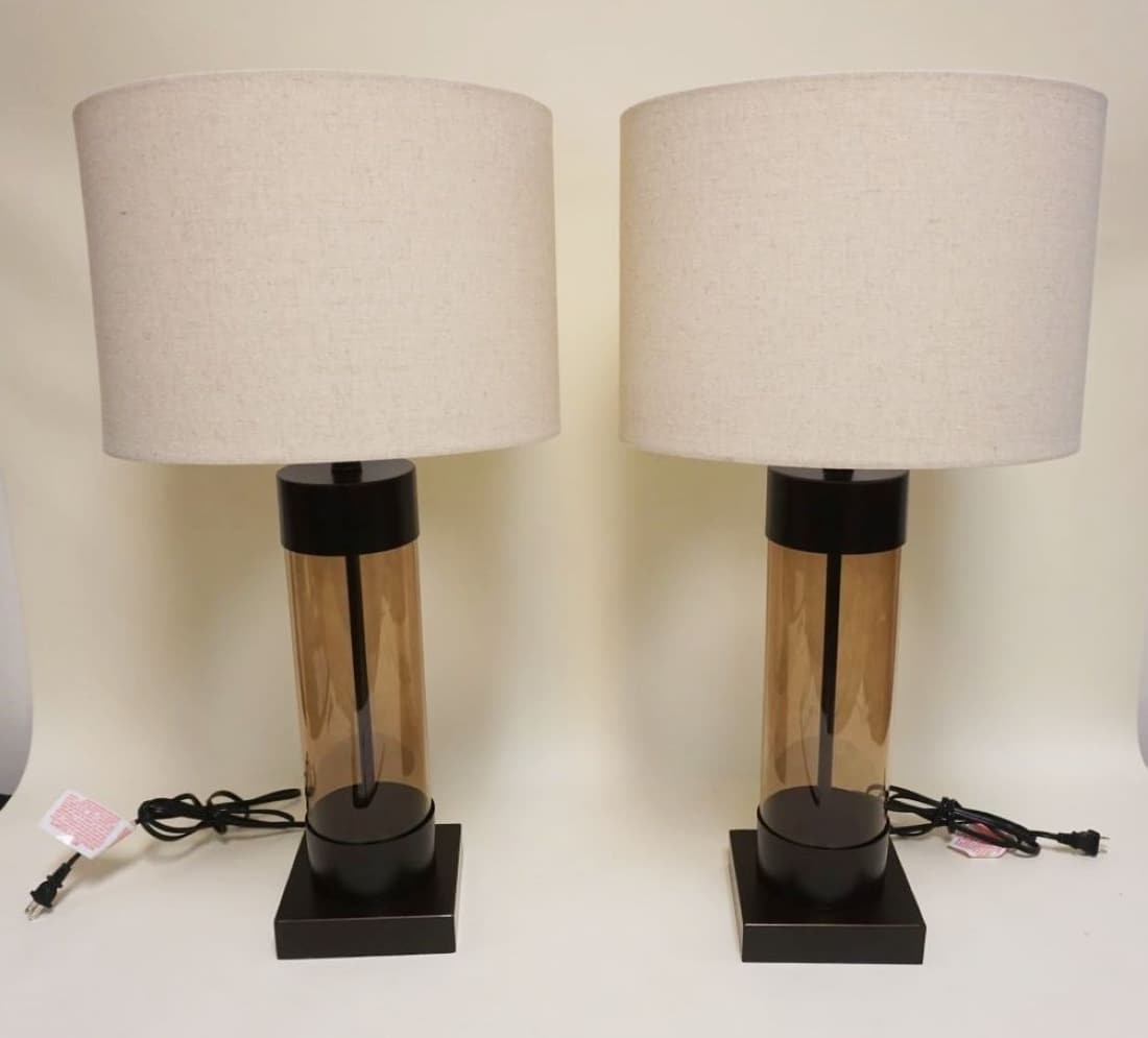 PAIR OF MODERN STYLE TABLE LAMPS (1 of 2)