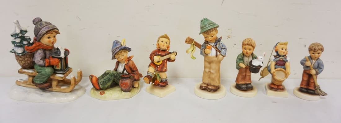 LOT OF 7 HUMMEL FIGURES (1 of 3)