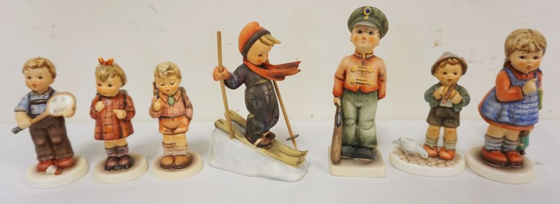 LOT OF 7 HUMMEL FIGURES: LOT OF 7 HUMMEL FIGURES, LARGEST APPROXIMATELY 5 IN