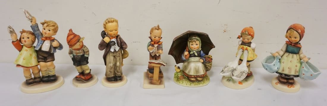 GOEBEL/HUMMEL GROUP OF 7 FIGURINES: GOEBEL/HUMMEL GROUP OF 7 FIGURINES, LARGEST APPROXIMATELY 7 IN HIGH