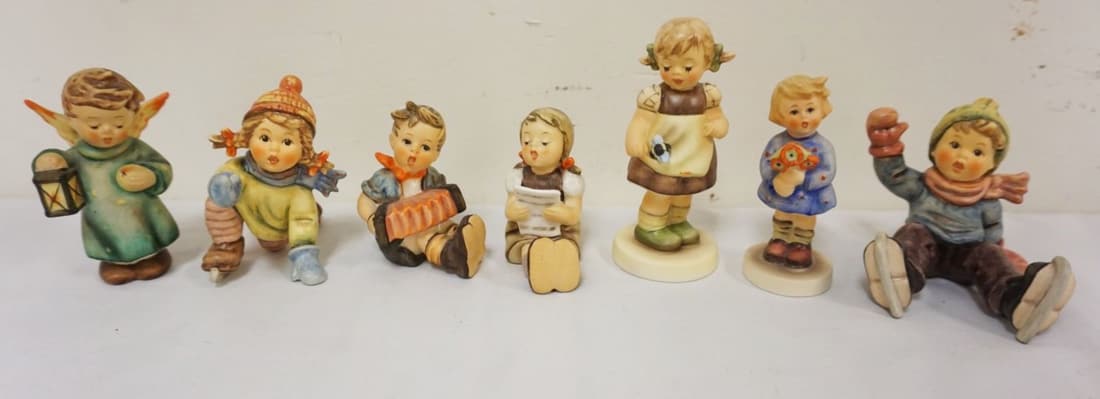 GOEBEL/HUMMEL GROUP OF 7 FIGURINES (1 of 5)
