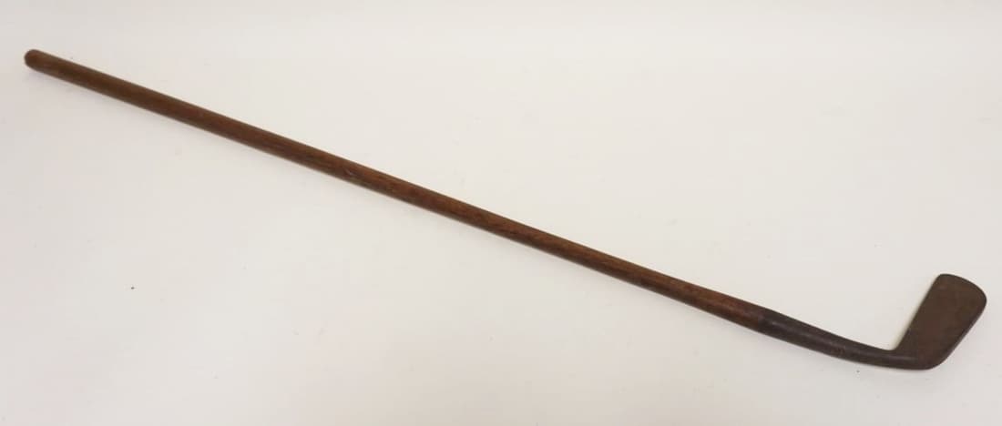 ANTIQUE WOOD SHAFT GOLF CLUB: ANTIQUE WOOD SHAFT GOLF CLUB