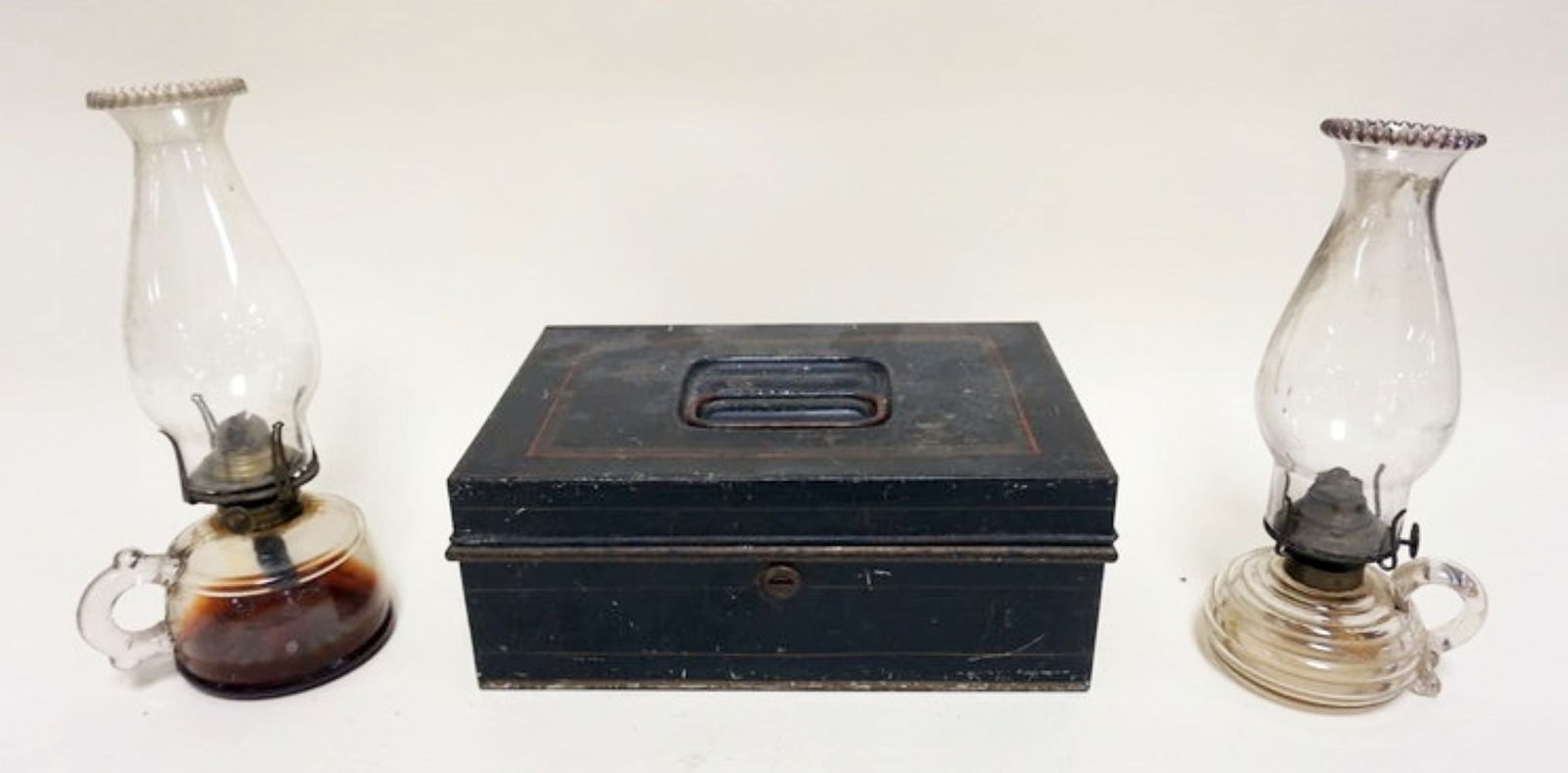 ANTIQUE KEROSENE LAMPS AND DOCUMENT BOX (1 of 3)