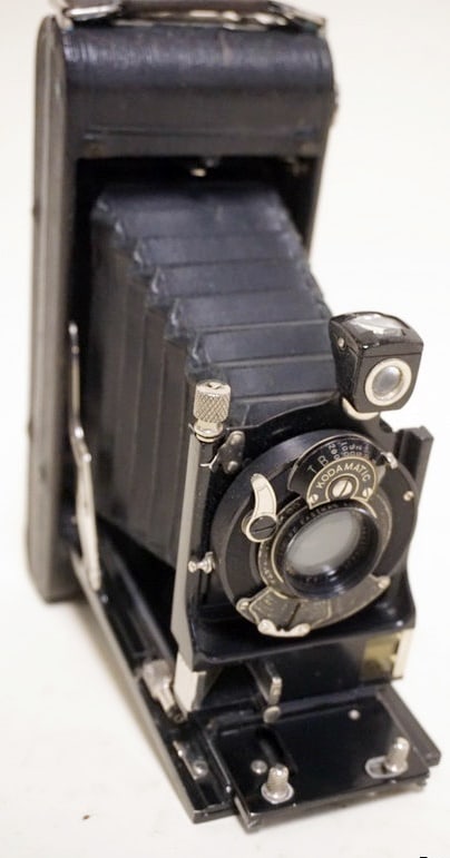 KODAK RANGE FINDER CAMERA SPECIAL (1 of 4)