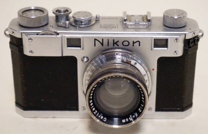 NIKON 35 MM RANGE FINDER CAMERA (1 of 6)
