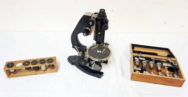 RUSSIAN MINERAL MICROSCOPE: RUSSIAN MINERAL MICROSCOPE, SCOPE APPROXIMATELY 10 IN X 6 IN X 14 IN