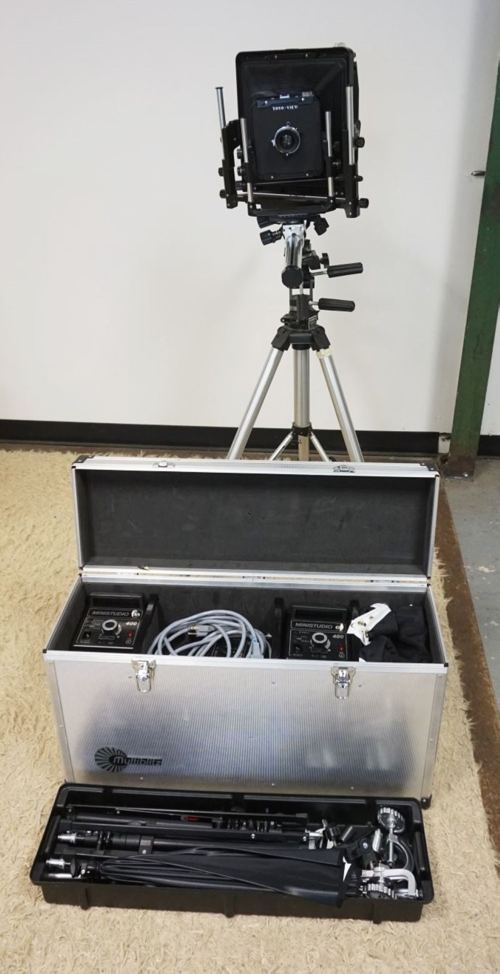 TOYOVIEW 4 X 5 CAMERA (1 of 5)